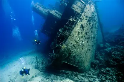 North Reefs, Wrecks, Tiran