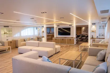 Luxury Liveaboard Interior